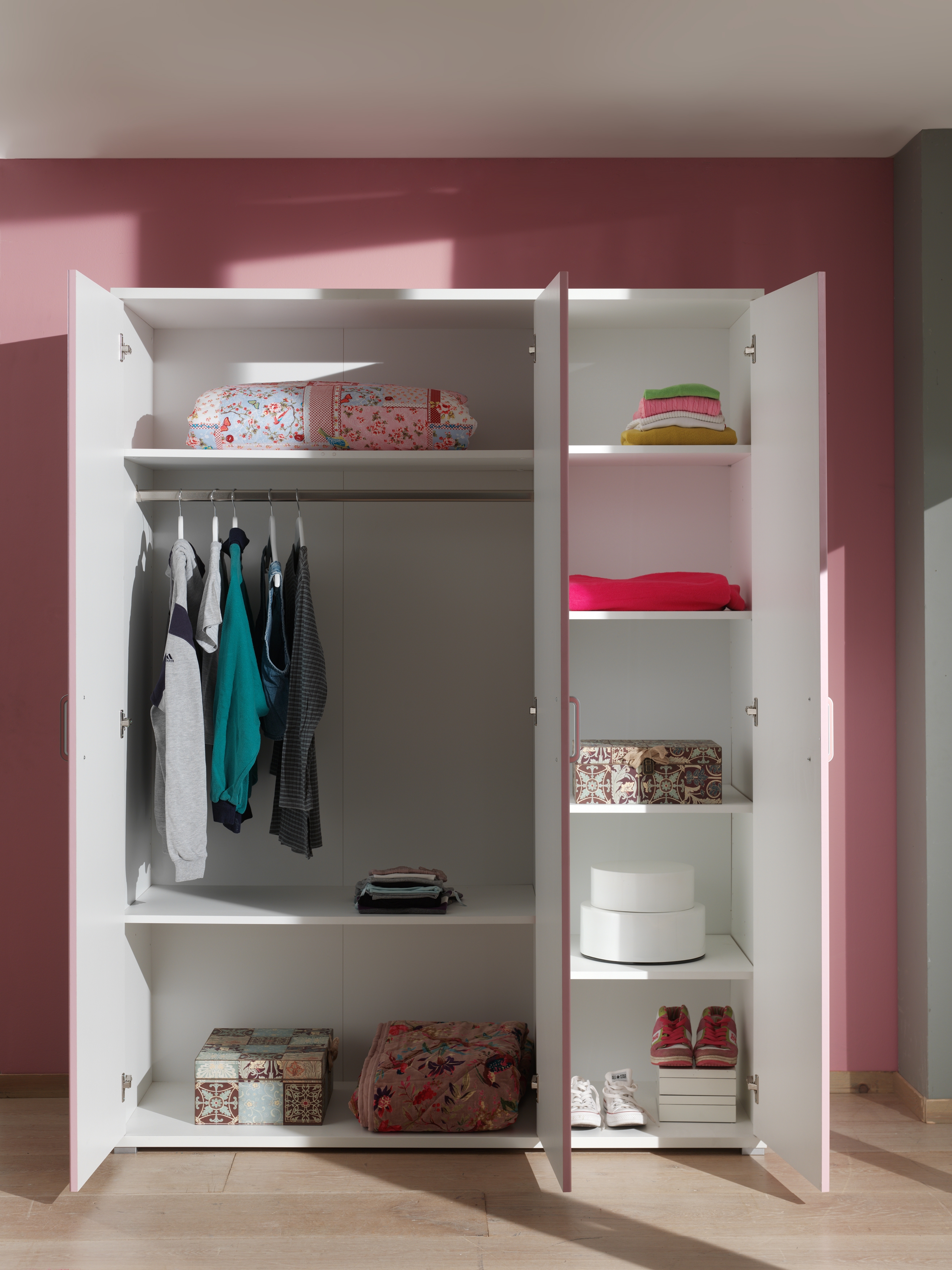 Bureau enfant fille chambre emile au style so romantique so nuit